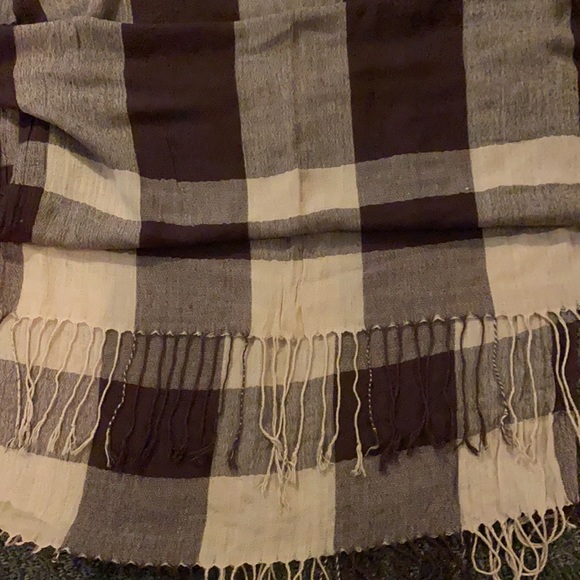 Checkered, spring/autumn scarf!! - Picture 3 of 8